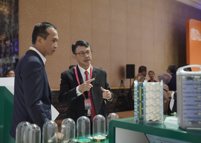 Pamerkan Hilirisasi Nikel di AIPF 2023, MIND ID Ungkap Keunggulan Indonesia dalam Industri Baterai EV