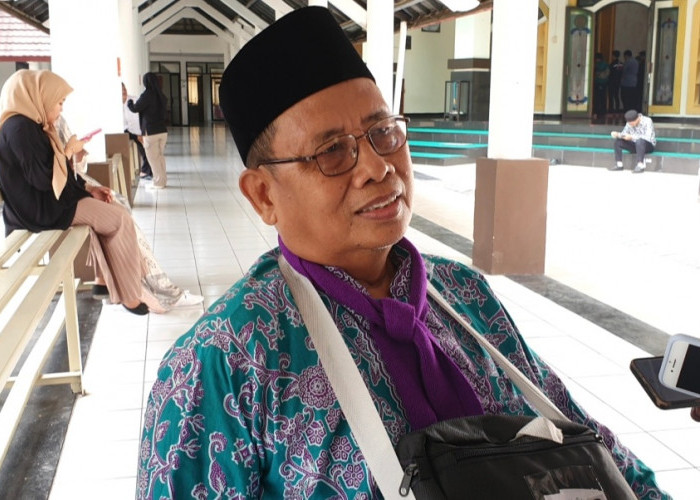 Cerita Pedagang Perabotan Keliling Asal Kabupaten Bekasi yang Berkesempatan Naik Haji