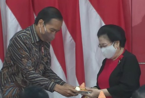 So Sweet, Jokowi Puji Megawati: Aura Ibu Sangat Cantik Sekali