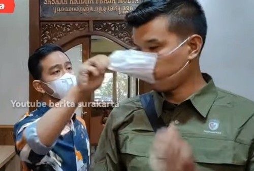 Mas Wali Kota Gibran Jawab Kritik Copot Masker Oknum Paspampres: Justru Wibawa Korban yang Harus Saya Jaga
