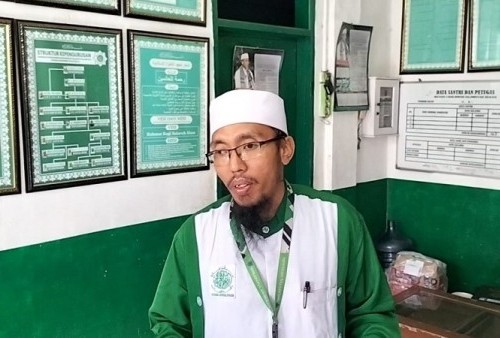 Viral Konvoi di Jalan Raya Sambil Bagi Brosur, Khilafatul Muslimin Bekasi Raya: Itu Cara Kami Bersosialisi