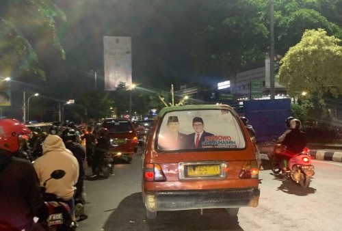 Bawaslu: Kendaraan Plat Kuning Dilarang untuk Kampanye, Termasuk Pasang Stiker di Angkot