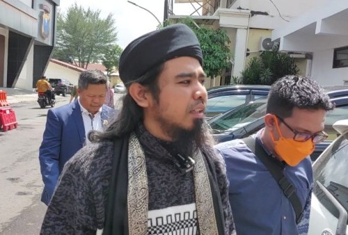 Gus Samsudin Ditangkap Polisi atas Kasus Aliran Sesat, Pesulap Merah Harap Usut Tuntas