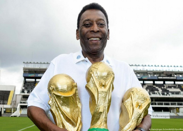 Doa Kesembuhan untuk Pele 'Legenda' Sepakbola Brazil, Romario:  King, Cepat Sembuh