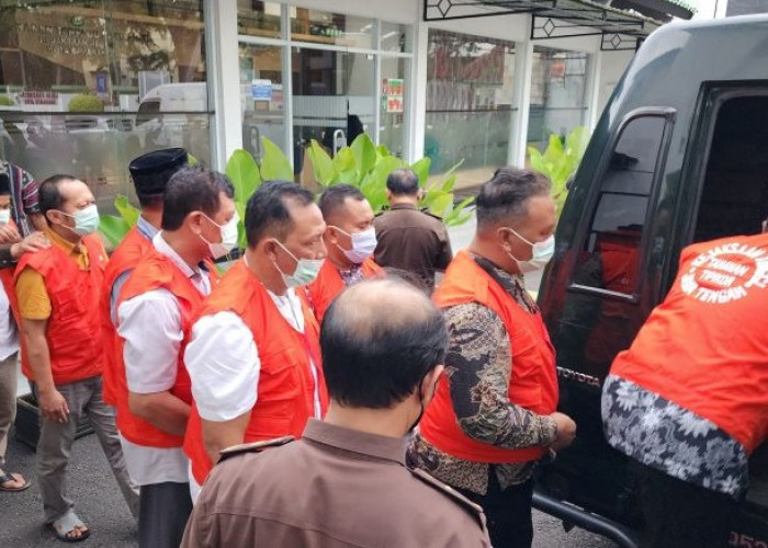 Dua Dosen UIN Walisongo Semarang Jual Jawaban Soal Perangkat Desa Dipenjara Satu Tahun